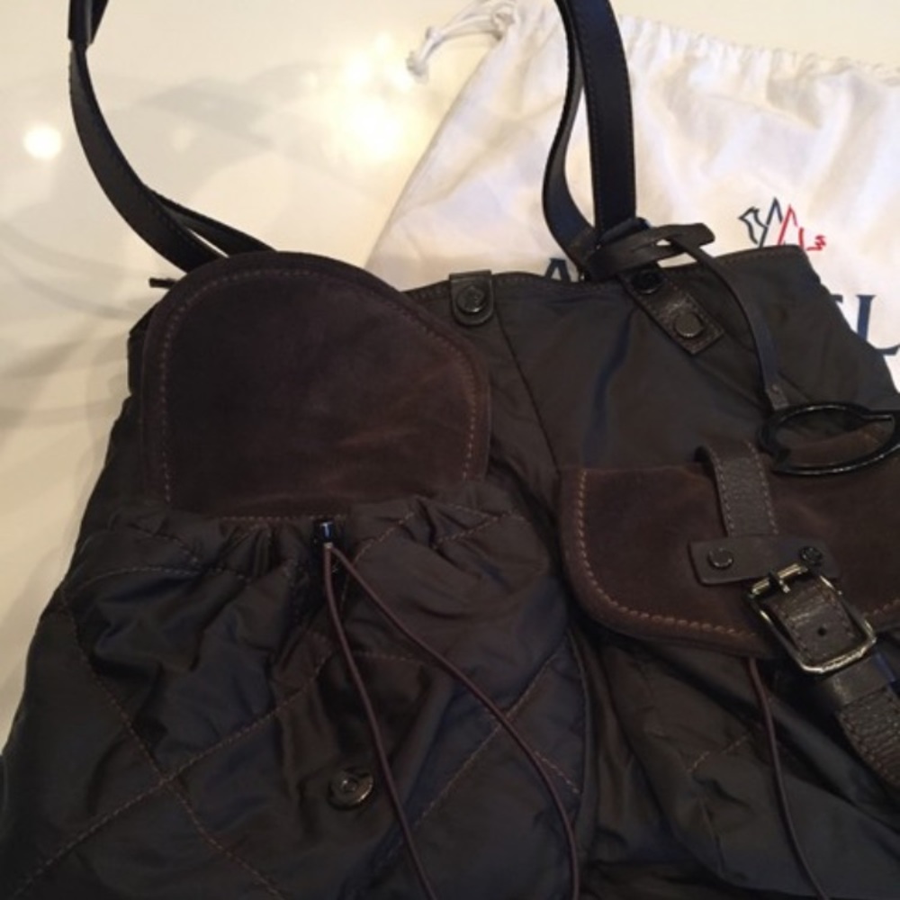 Moncler nylon with suede pocket bag - Picture 6 of 8